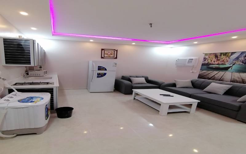 غرفة نوم وصالة مع مطبخ ينبع هاوس