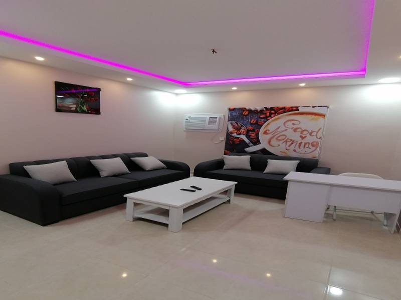 صالات ينبع هاوس